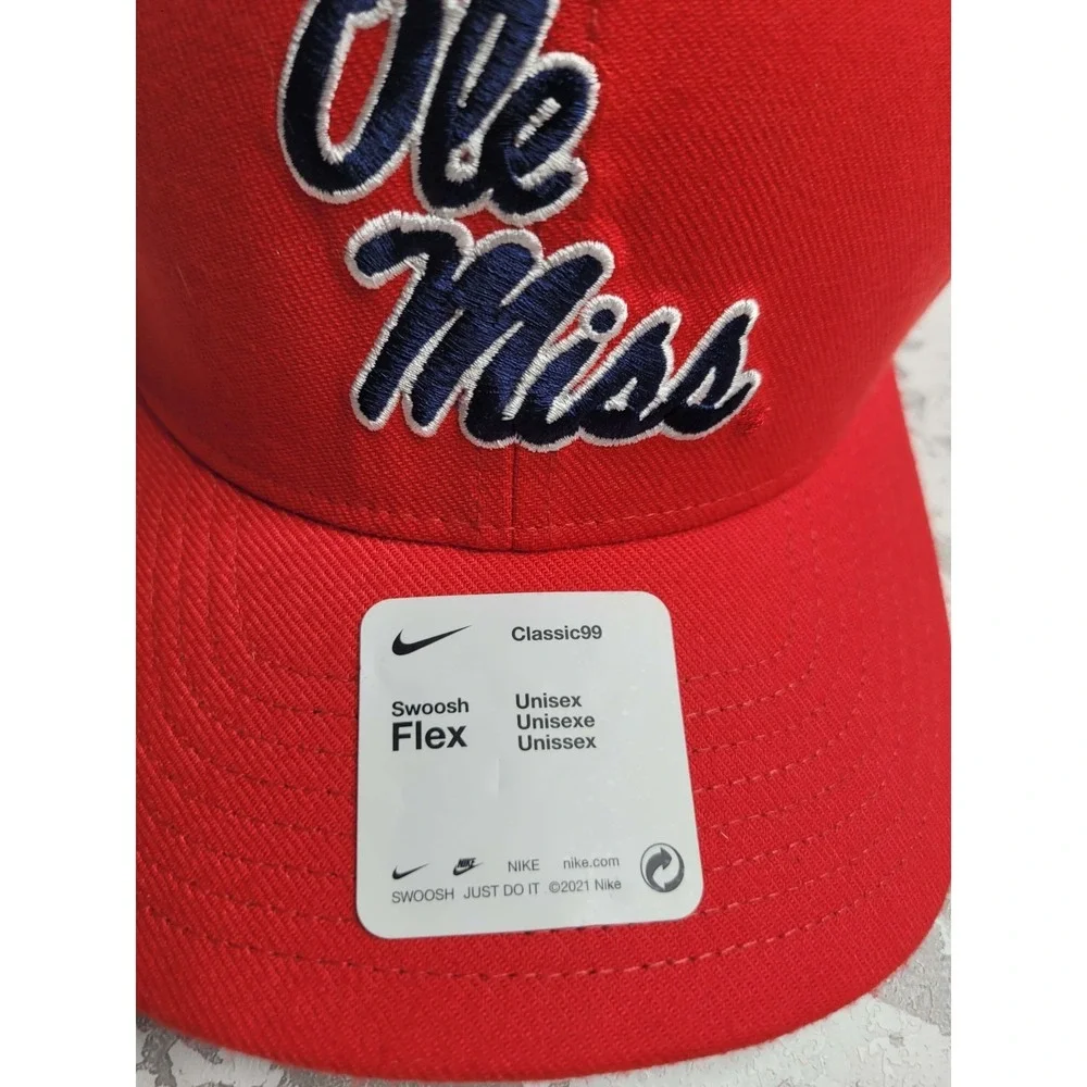 Nike Swoosh Flex One Size Fits‎ Most Ole Miss Rebels NWT NEW NCAA